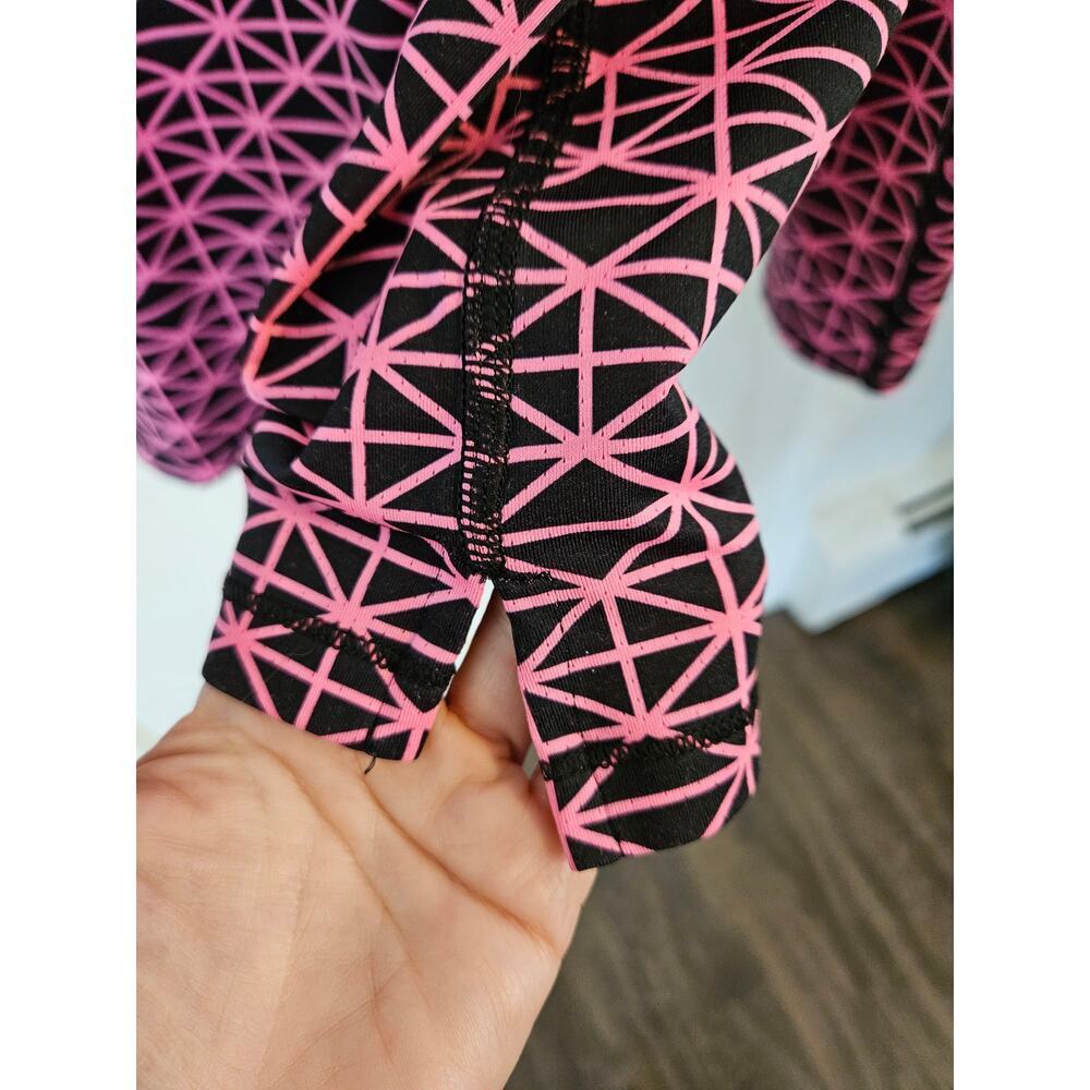 Under Armour Fitted Heatgear Long Sleeve VNeck Shirt - Picture 4 of 5